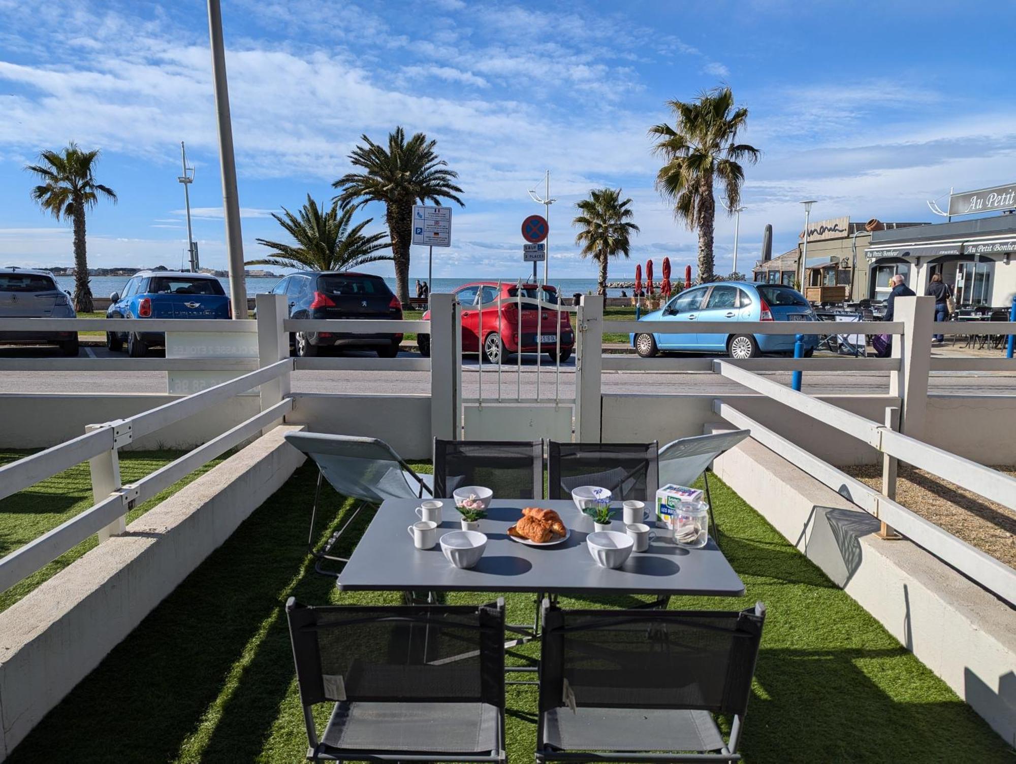 Sol-Y-Days Goeland, Appartement Avec Terrasse Front De Mer Et Place De Parking En Centre-Ville Le Grau-du-Roi Eksteriør billede